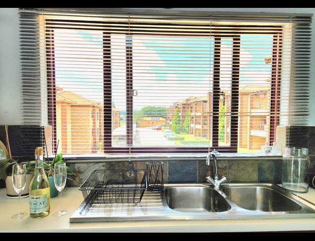 2 BEDROOM APARTMENT FOR SALE IN HONEYDEW